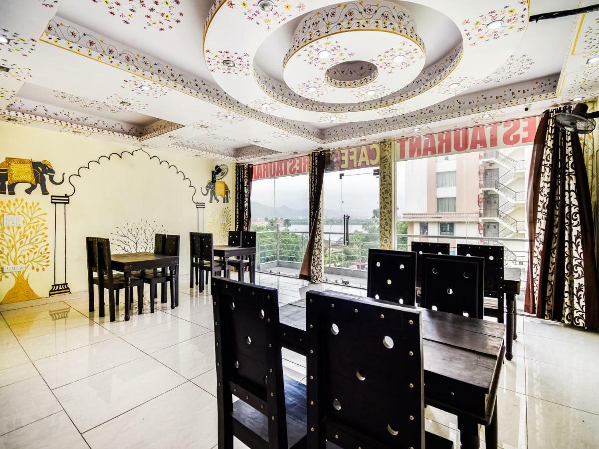 Oyo 48665 Kesar Palace Amer Luaran gambar