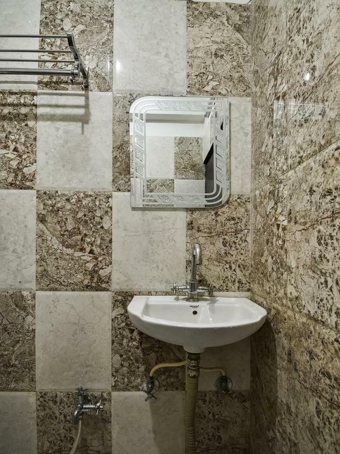 Oyo 48665 Kesar Palace Amer Luaran gambar