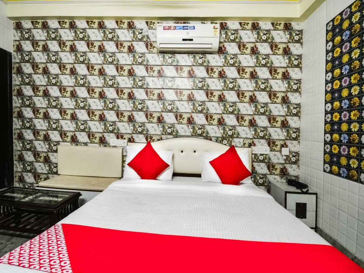 Oyo 48665 Kesar Palace Amer Luaran gambar